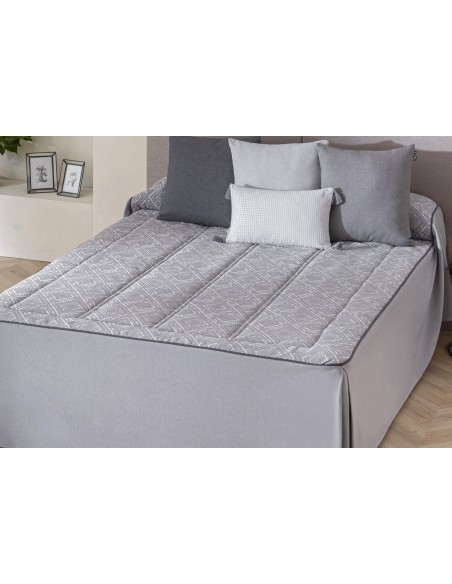 Confecciones Paula Colcha Verano Volantes Jacquard Somo