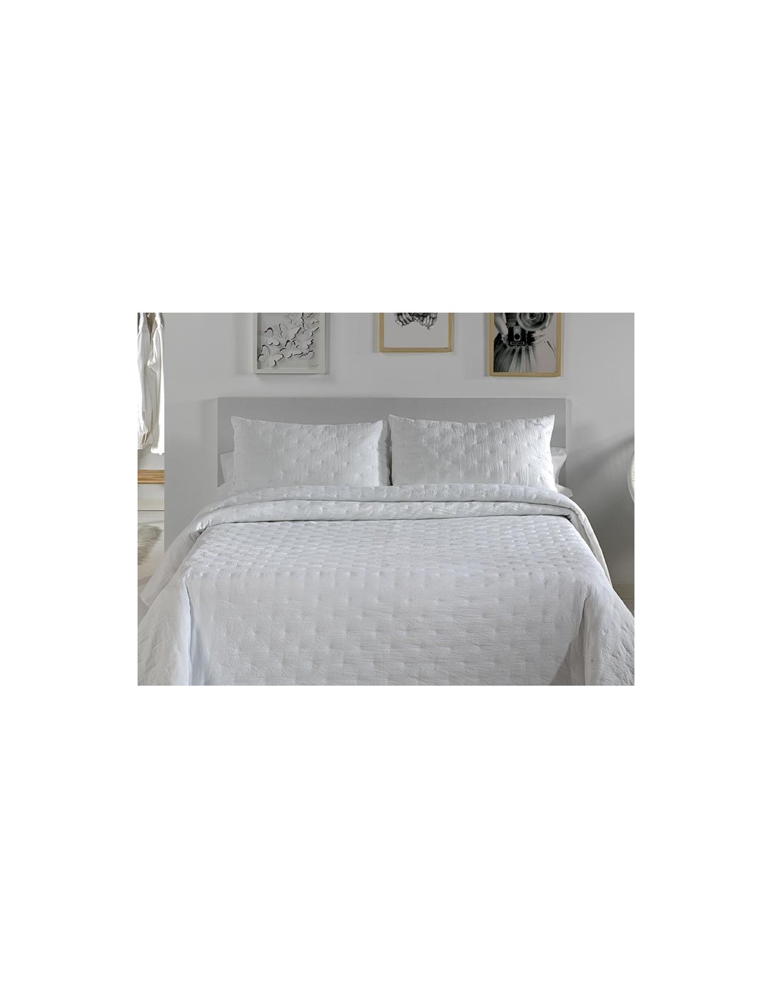 Colcha Bouti Liso 180 Gramos Pierre Cardin Dots