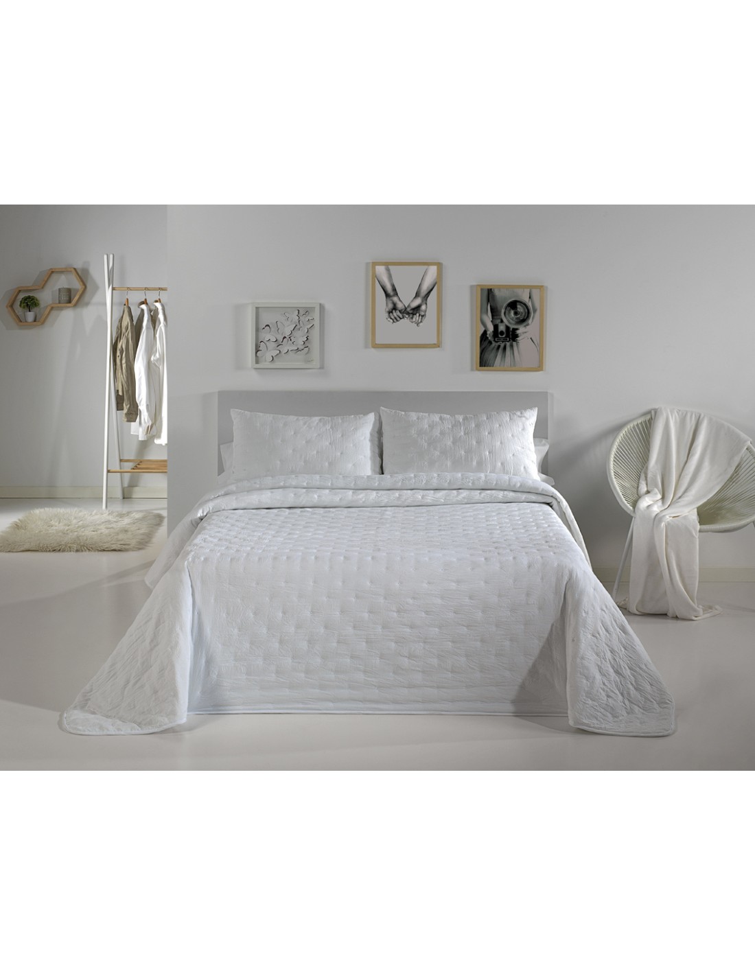 Colcha Bouti Liso 180 Gramos Pierre Cardin Dots