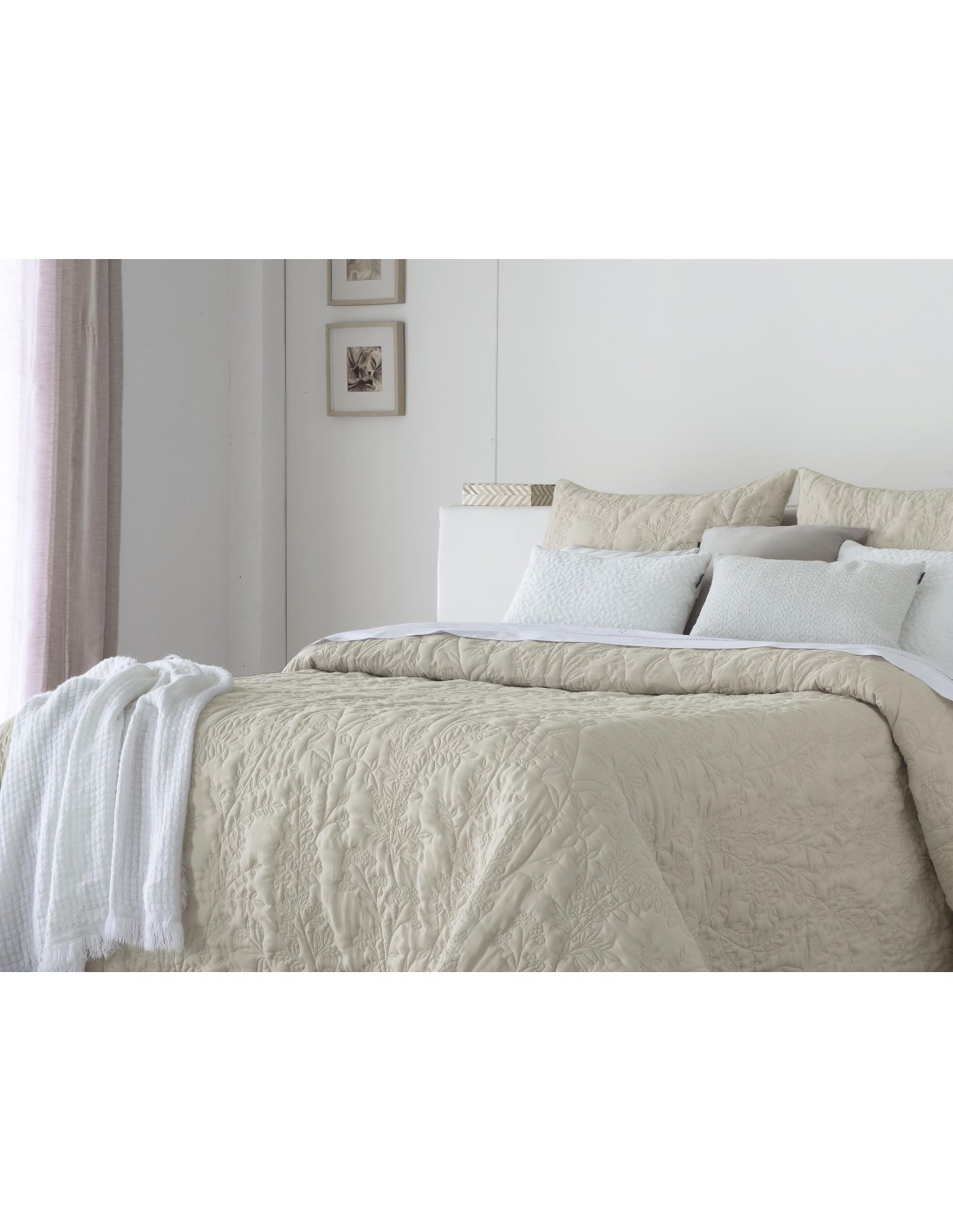 Colcha Bouti Fundeco Relieve 150 Gramos  Briana