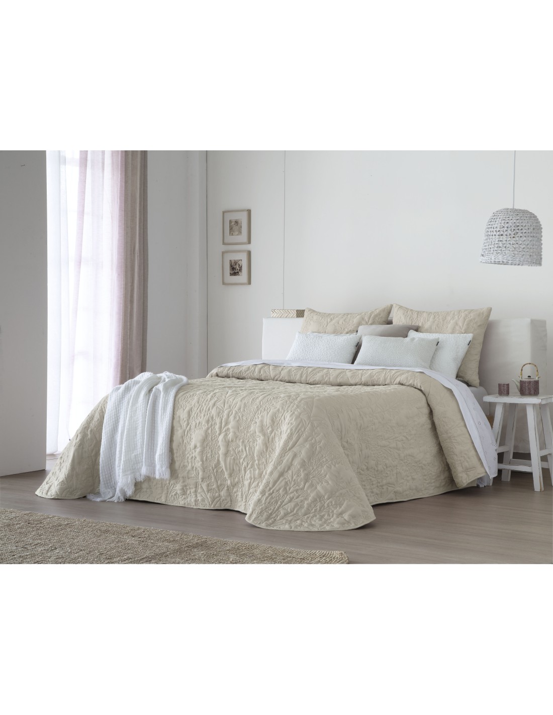 Colcha Bouti Fundeco Relieve 150 Gramos  Briana