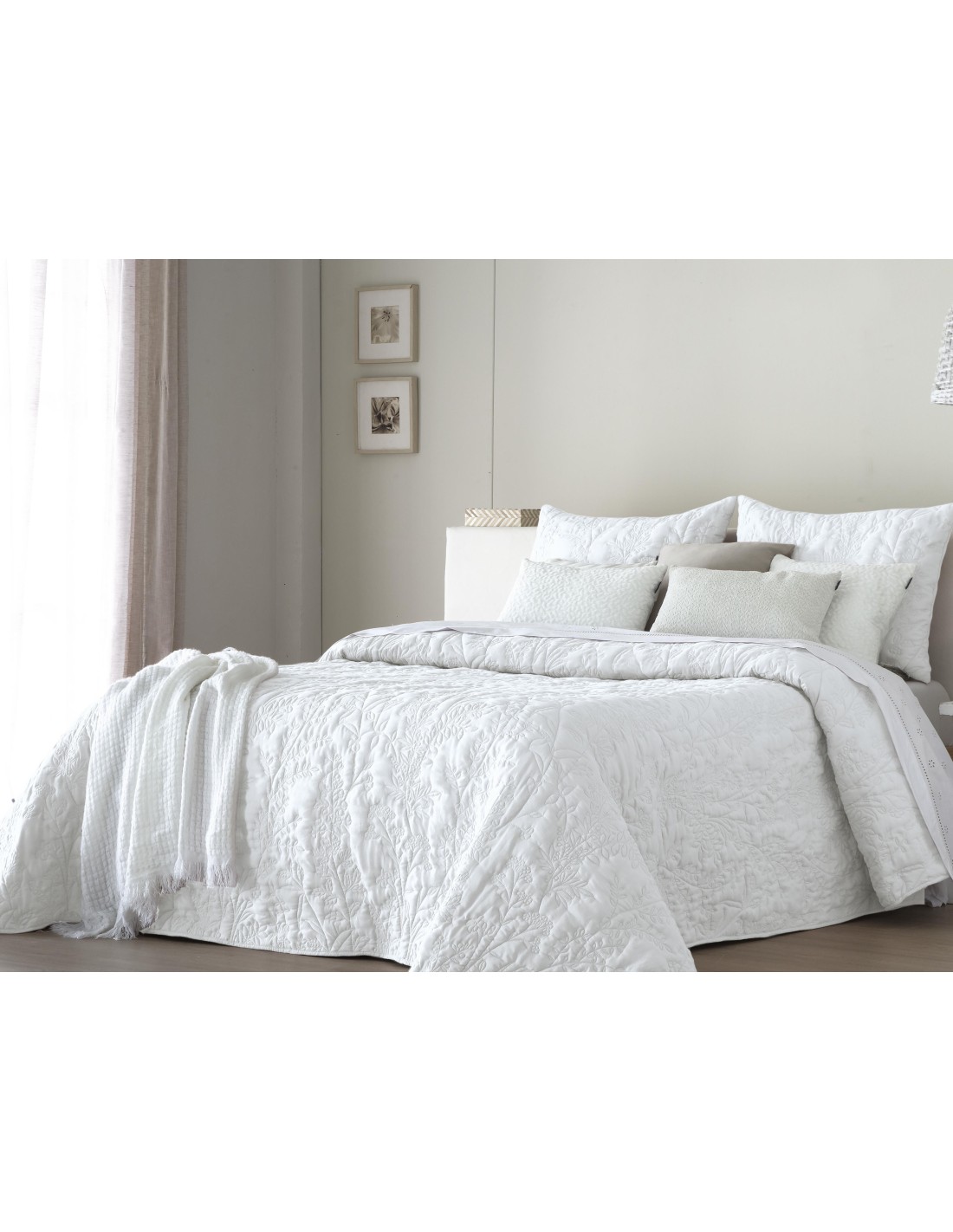 Colcha Bouti Fundeco Relieve 150 Gramos  Briana