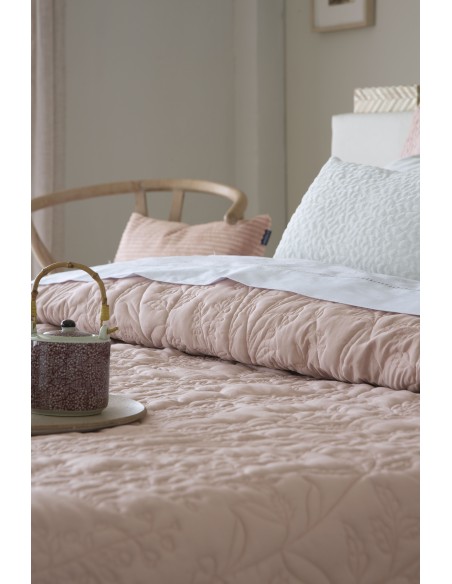 Colcha Bouti Fundeco Relieve 150 Gramos  Briana
