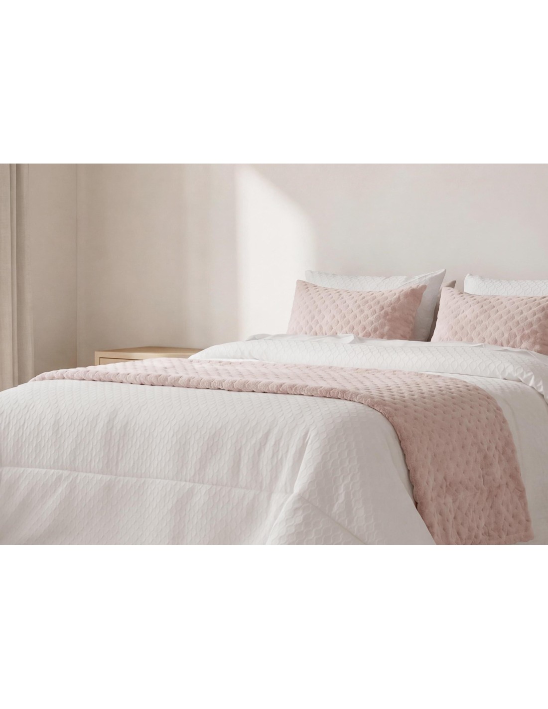 Pies de Cama Decorativos para Dormitorio | Leonard