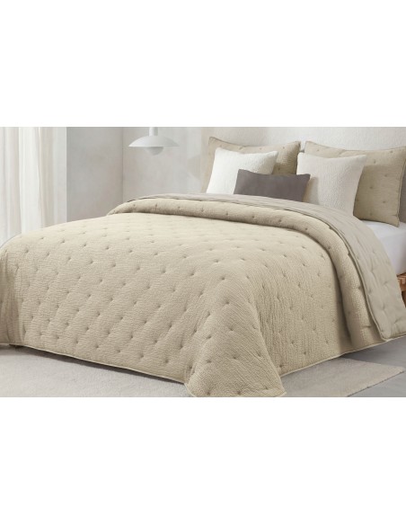 Edredón Conforter Britanie 250 Gramos Jacquard Bordado Tacto Pluma